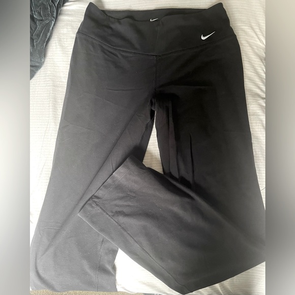 Nike Dry-fit Yoga pants - Picture 1 of 2